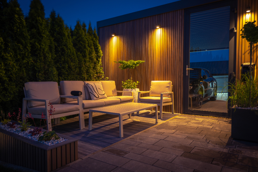 Transform Your Outdoor Ambiance with Professional Landscape Lighting